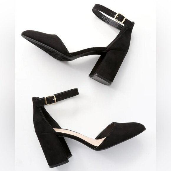 Black Faux Suede Block Heels with Ankle Strap, size 10 - Picture 1 of 10